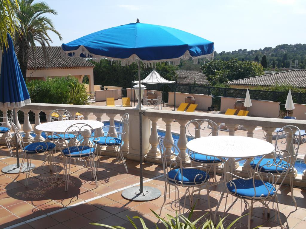 Hotel La Bastide De Biot Extérieur photo
